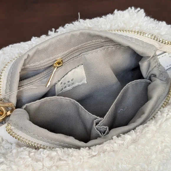 A New Day Ivory Faux Fur Clutch Crossbody Shoulder Bag - Picture 3 of 16